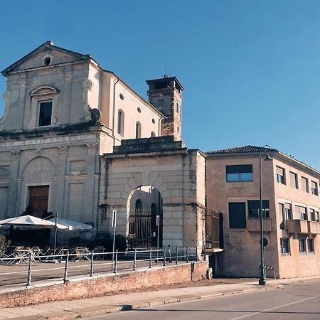 Primavera Al Teatro Romano Verona Kültér fotó