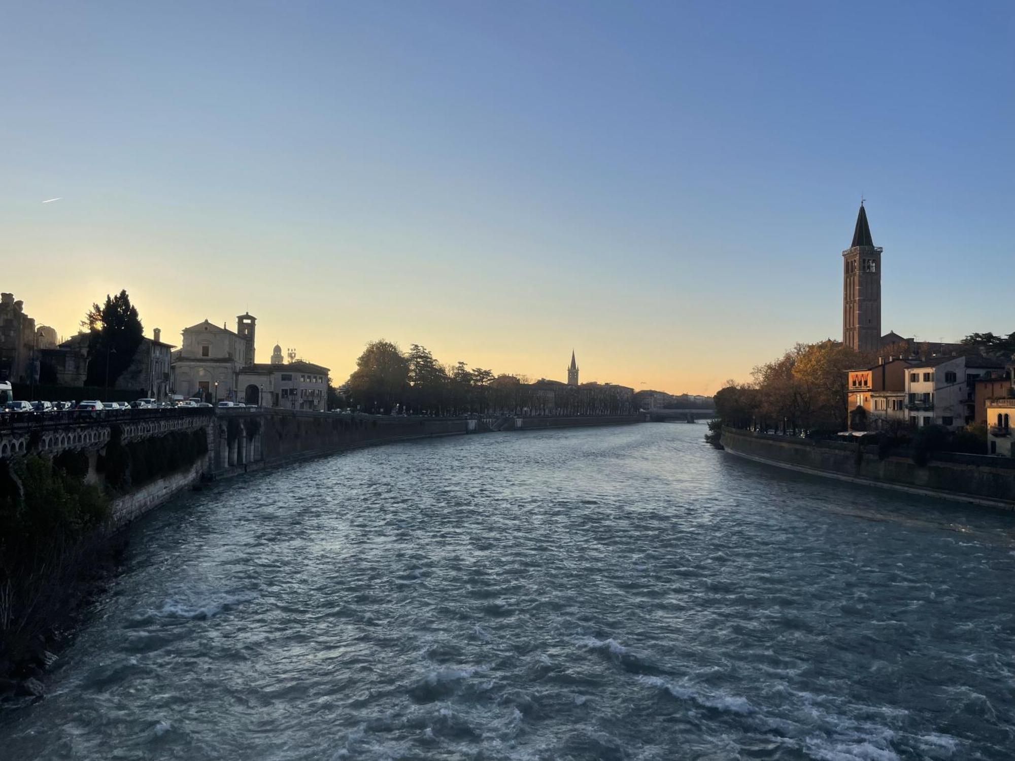 Primavera Al Teatro Romano Verona Kültér fotó